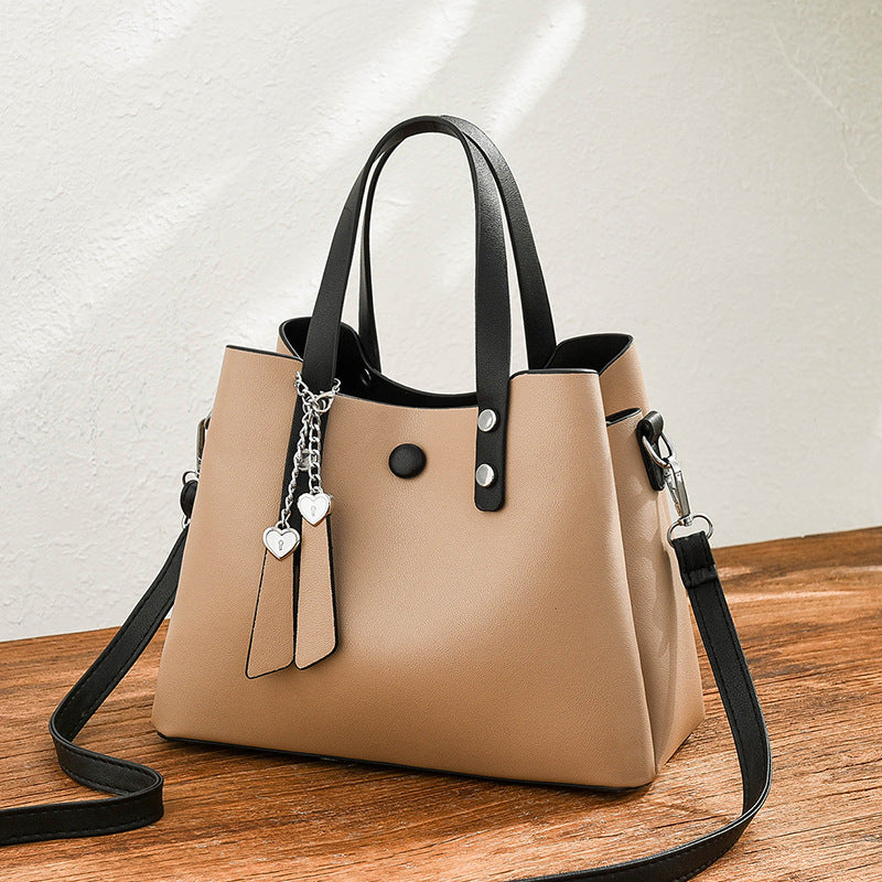Versatile Fashionable Messenger Bag