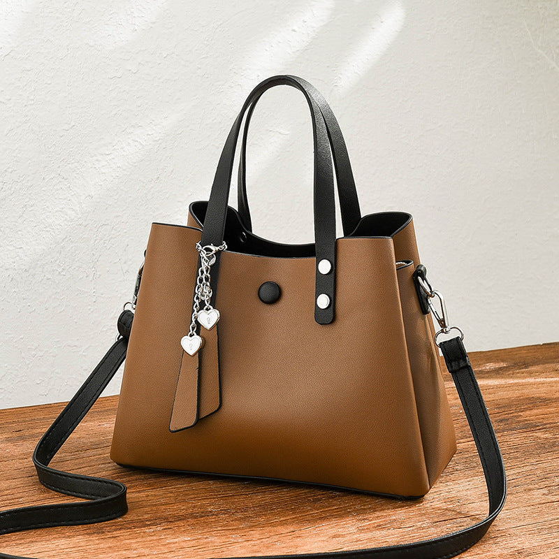 Versatile Fashionable Messenger Bag