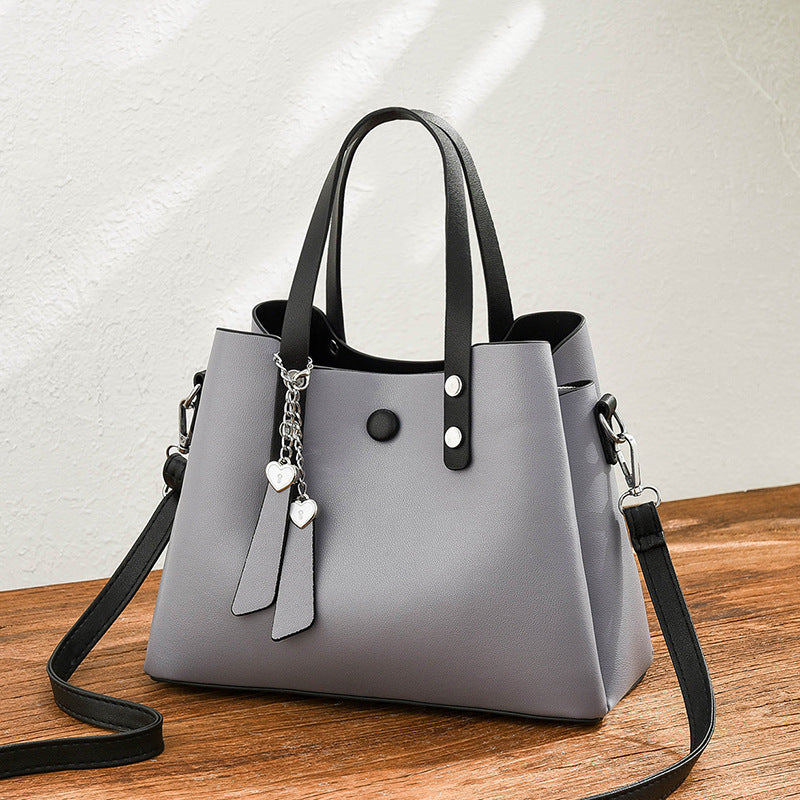 Versatile Fashionable Messenger Bag